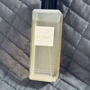Victoria's Secret Fragrance Mist Tease Crème Cloud